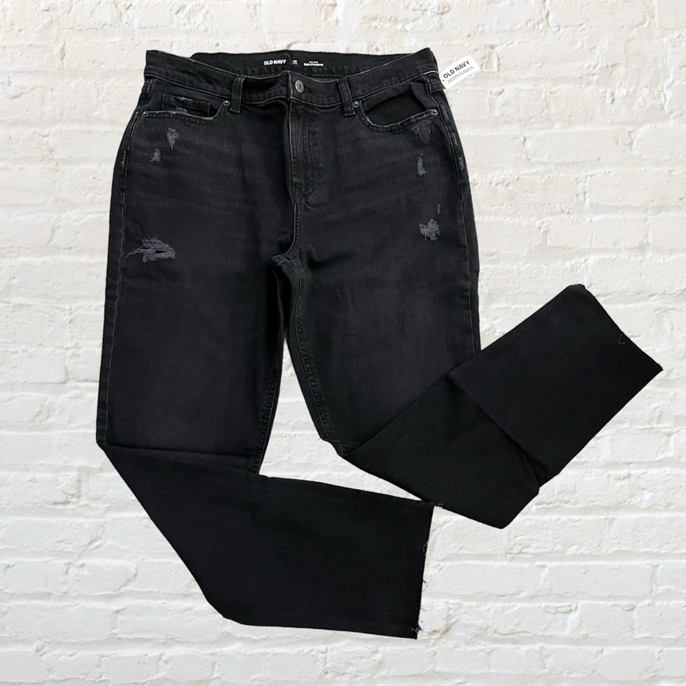 🆕 Old Navy black distressed raw hem mid rise boyfriend jeans